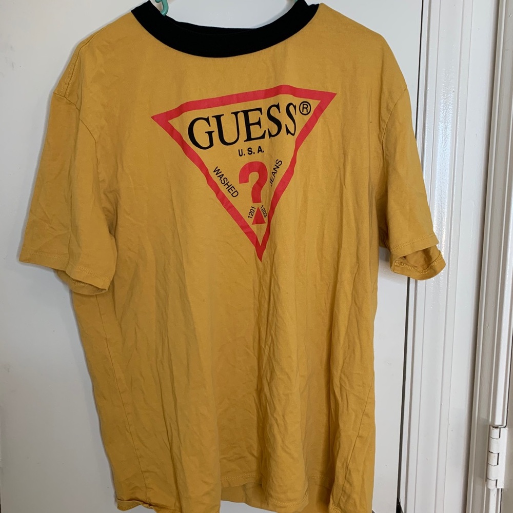 GUESS oversized tee shirt